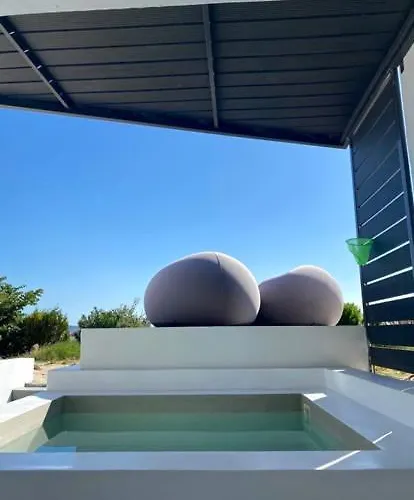 Ocean View Aparthotel 3*